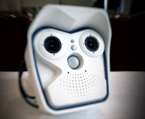 Mobotix M15